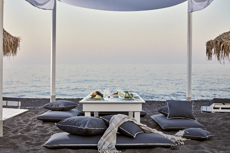 פריבולוס Boho Suites Santorini מראה חיצוני תמונה