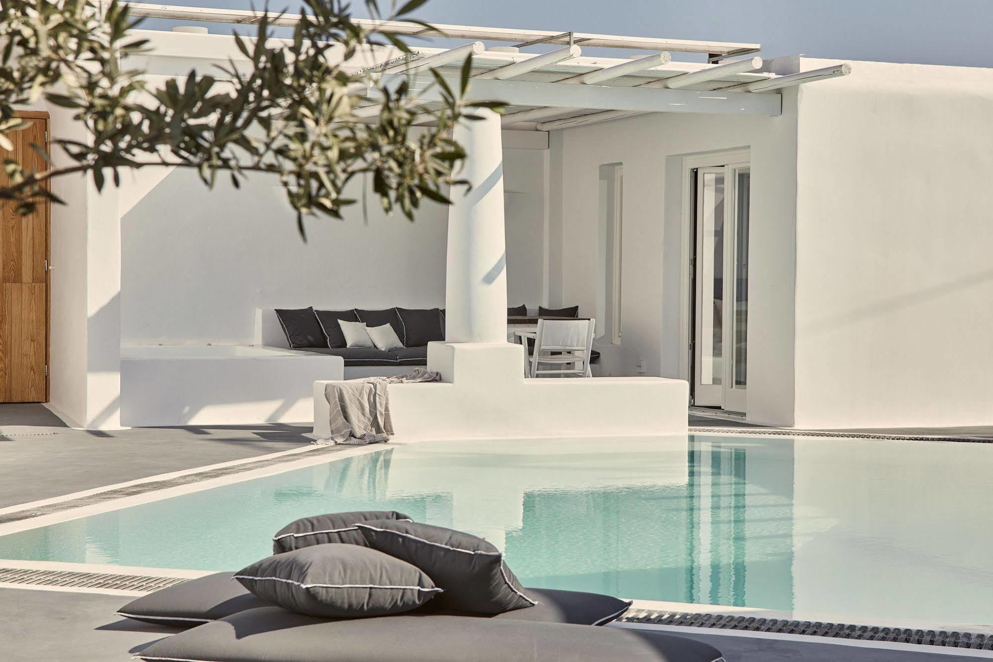 פריבולוס Boho Suites Santorini מראה חיצוני תמונה
