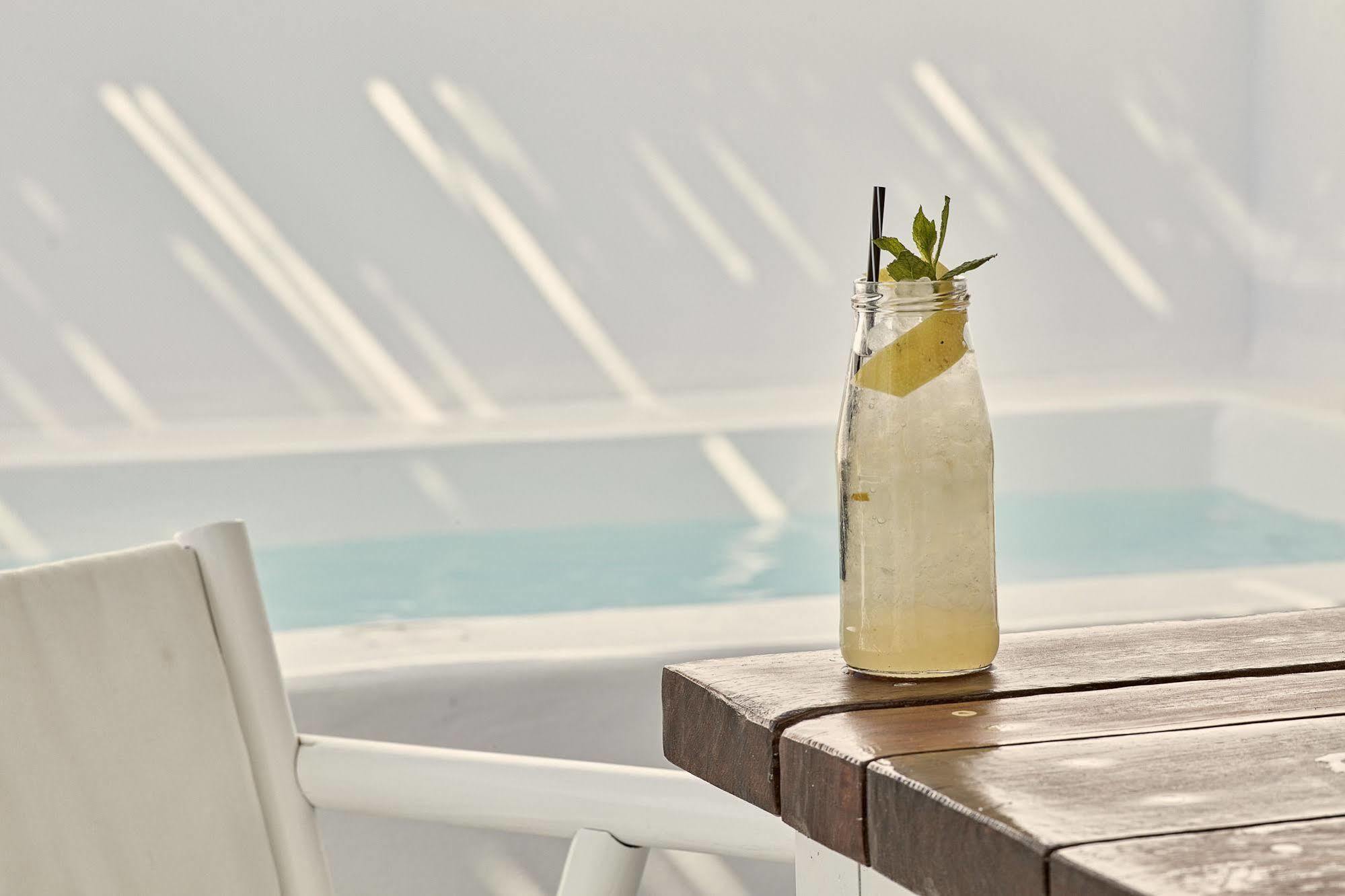פריבולוס Boho Suites Santorini מראה חיצוני תמונה